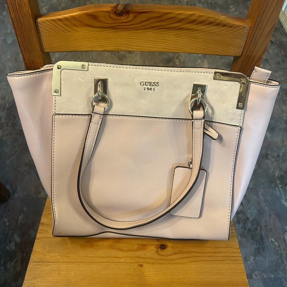 Like new Guess purse
